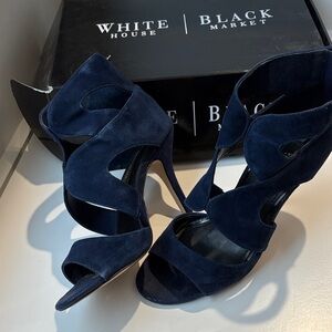 White House Black Market Midnight Blue Suede Heels, “Katia” size 7M